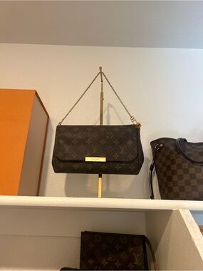 Louis Vuitton Favorite MM